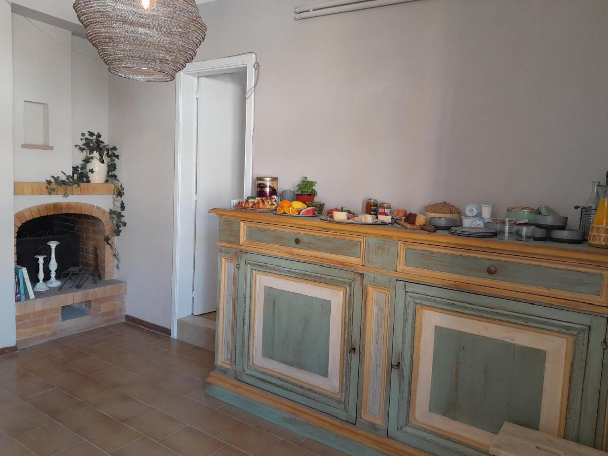 Ballerina Bianca Bed & Breakfast Grottazzolina 外观 照片